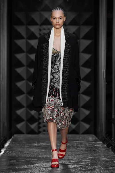Look 40